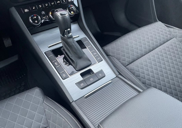 Skoda Superb cena 134900 przebieg: 77880, rok produkcji 2021 z Radymno małe 631